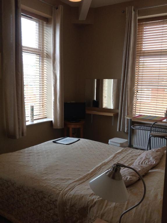 Oak House Bb Bed & Breakfast Oldham Dış mekan fotoğraf